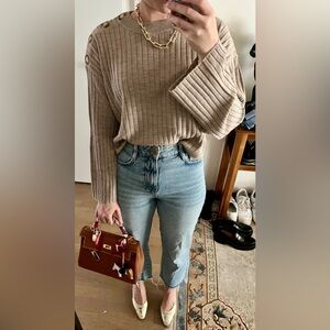 Sézane Lightweight Spring Knit Maxence
Jumper in Sandstone